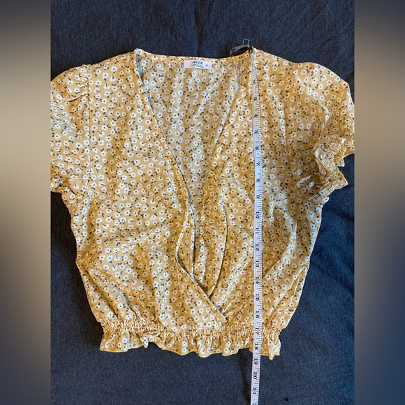 Yellow Floral Blouse - Picture 2 of 4